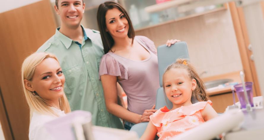family-at-the-dentist-2024-10-19-20-20-41-utc (1)-min